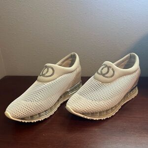 Rui-Hill: Women Air Cushion Sneakers Breathable Casual Comfortable Walking Shoes